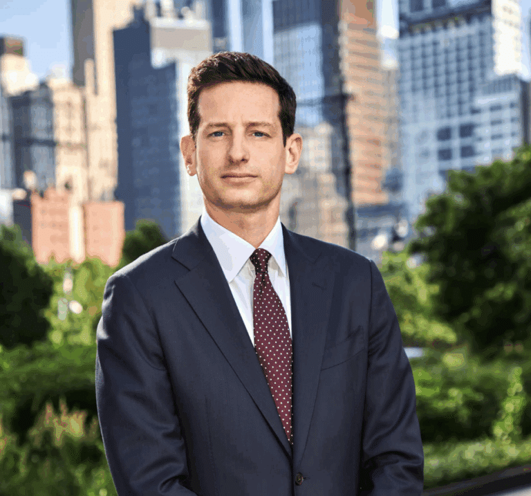 Jonathan S. Wachlarz headshot